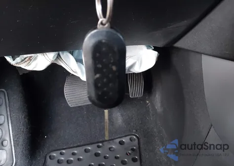 2014 Fiat 500L Trekking из США, поврежденный, VIN ZFBCFADH4EZ004804